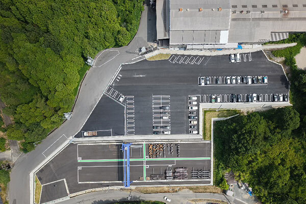 福山工場 製品ストックヤードの写真
